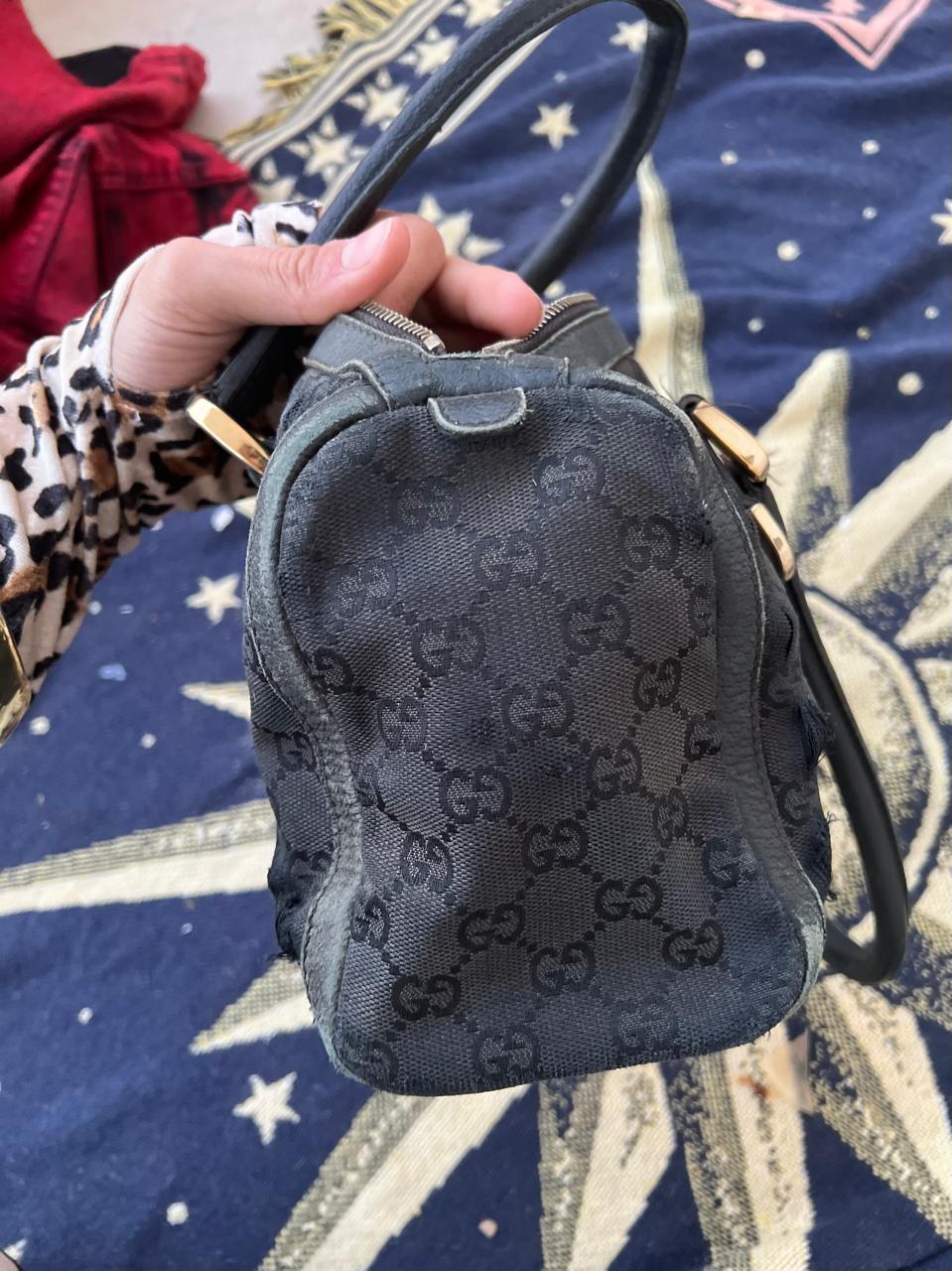 Gucci 130942 black GG canvas handbag