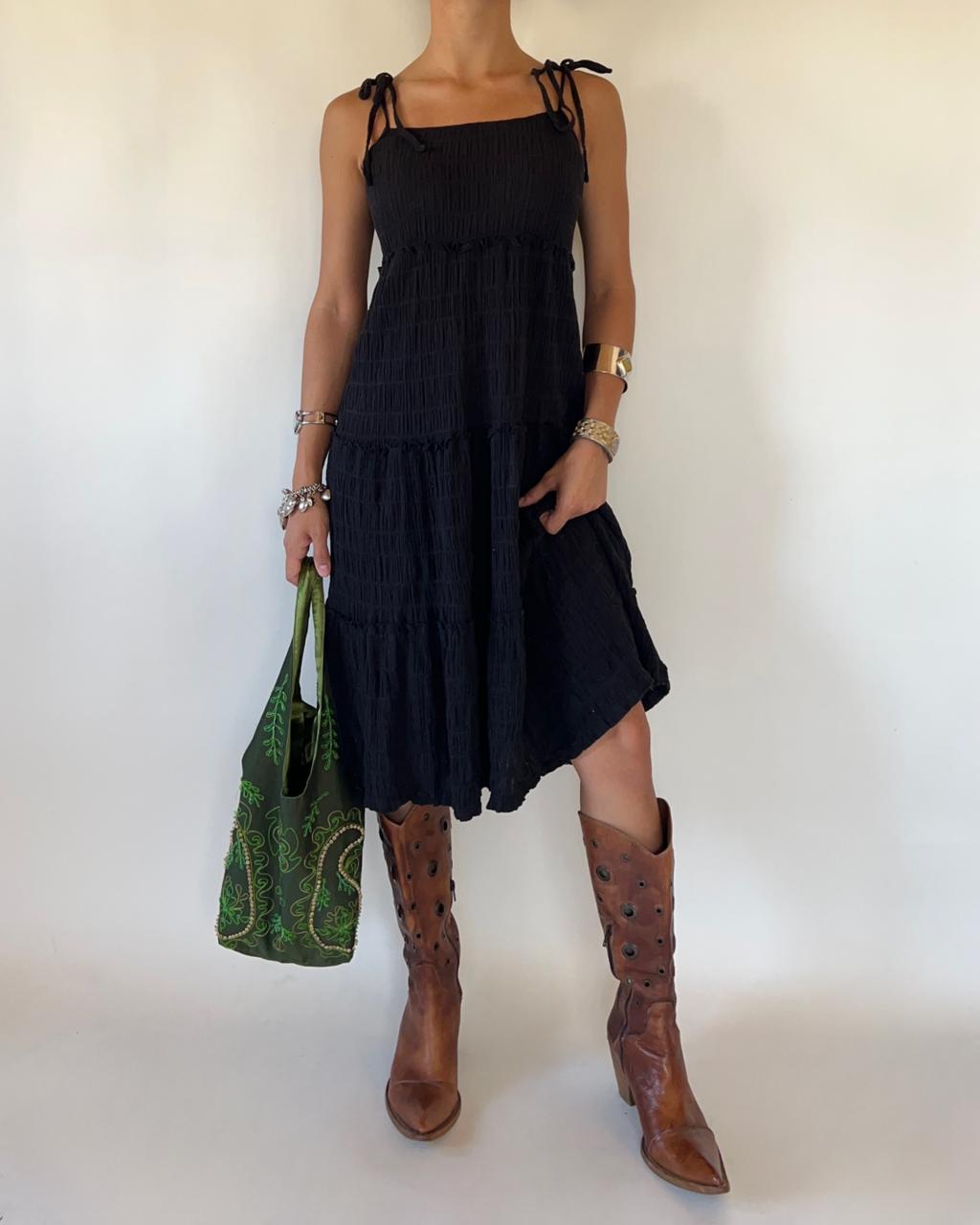 Black mid dress