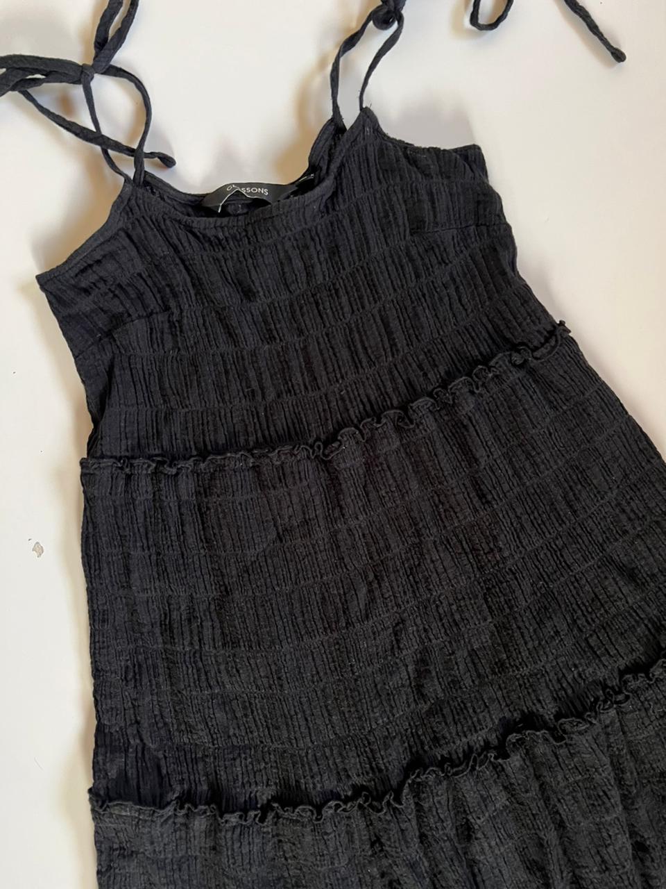 Black mid dress