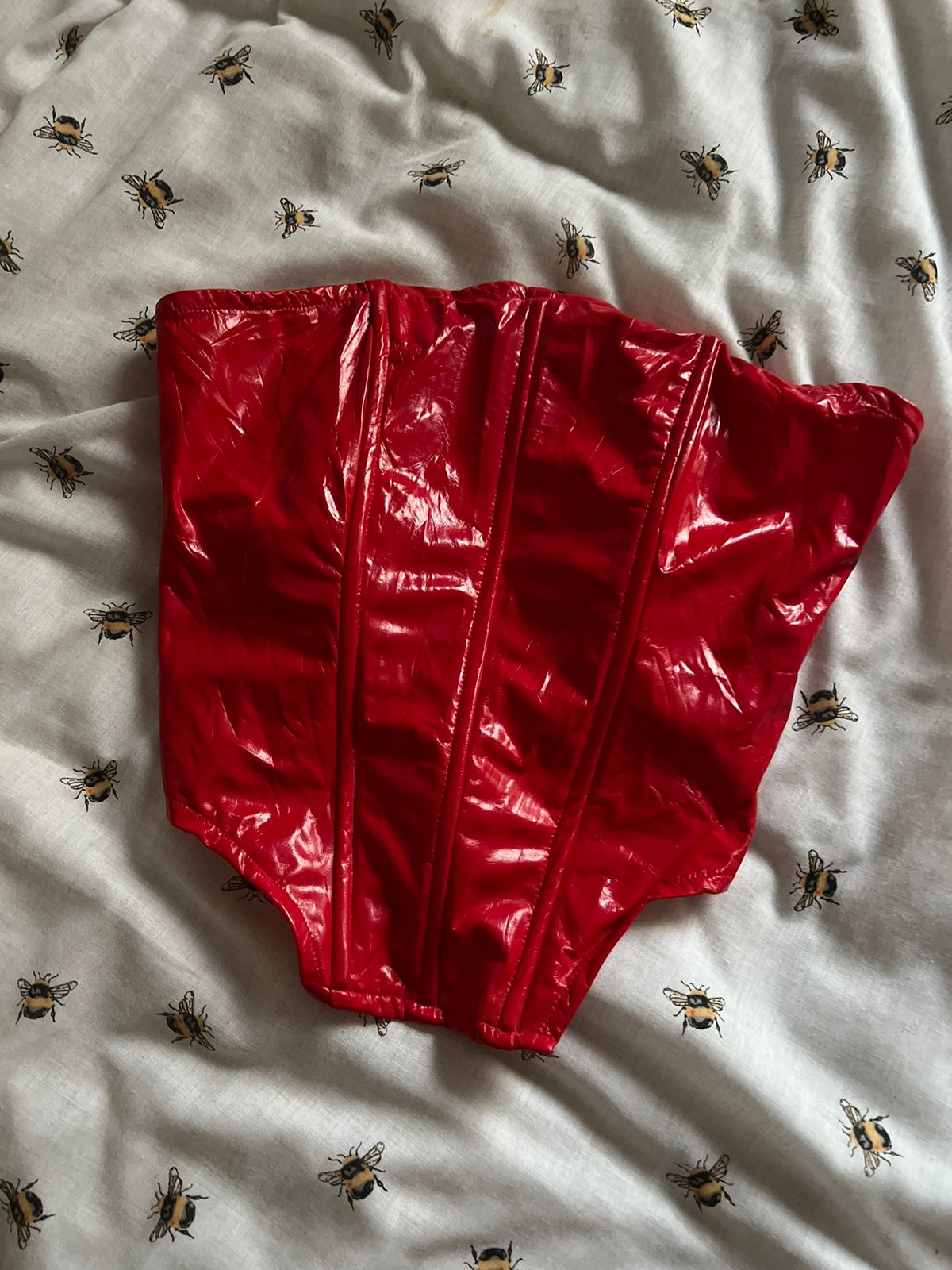 Plt red latex corset top