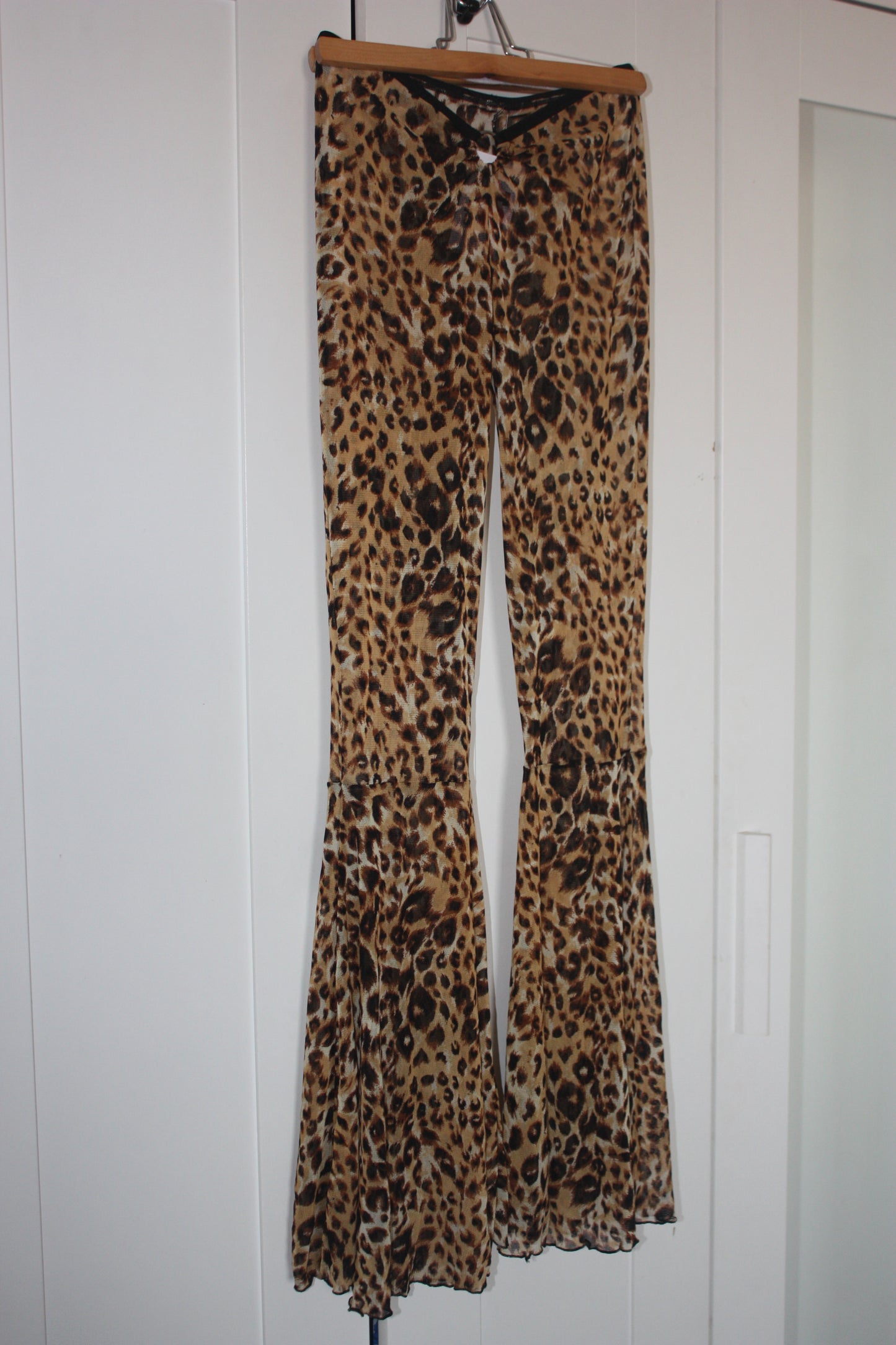 Leopard flared low rise pants
