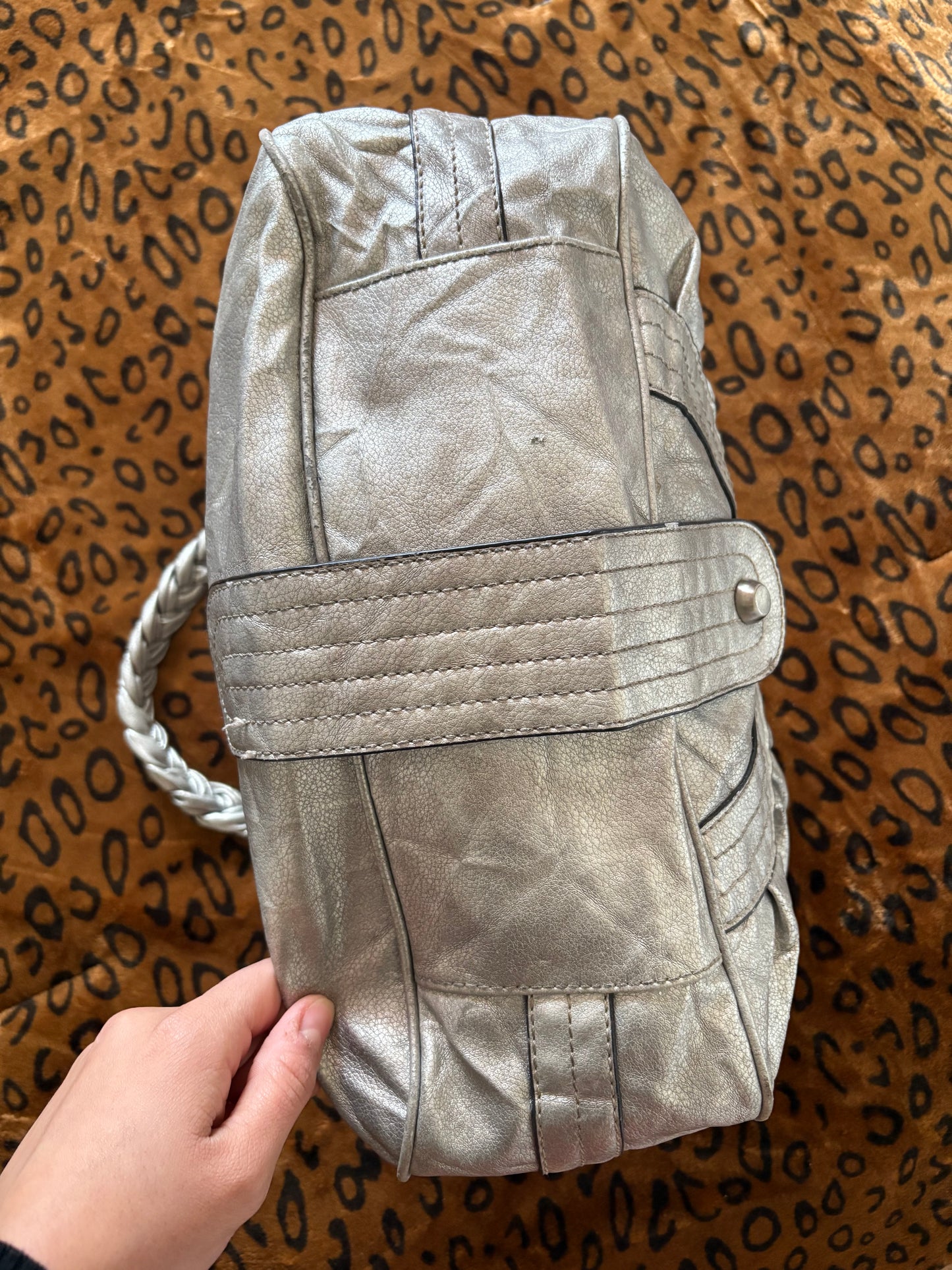 2000s Guess bag