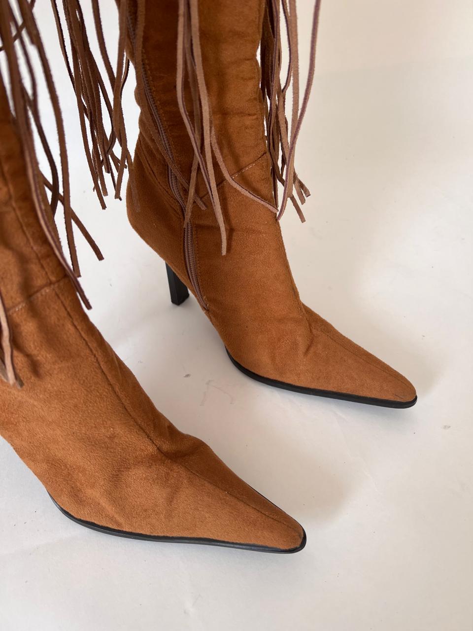 Fringed pointed knee high suede boots