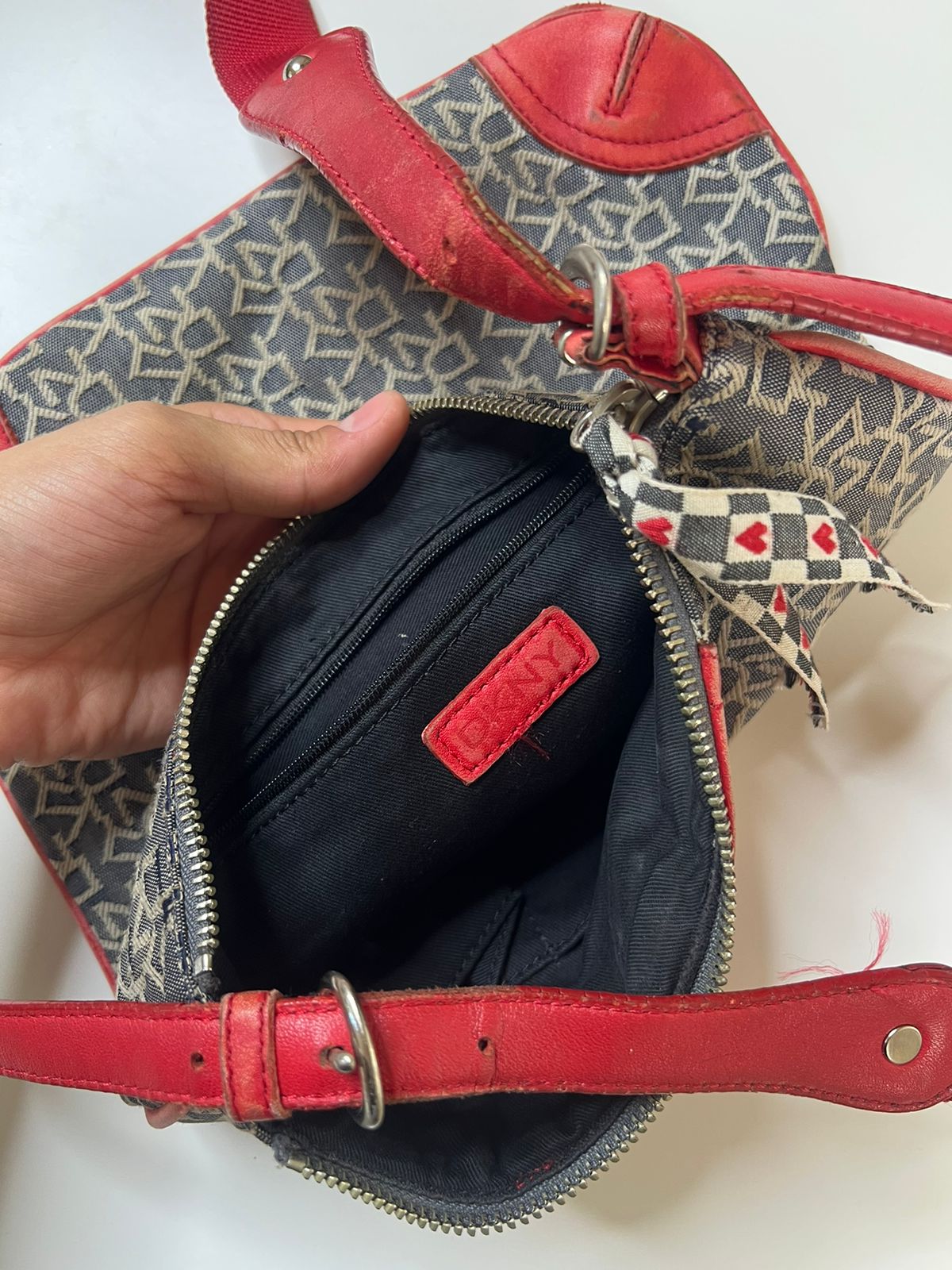 DKNY crossbody y2k bag