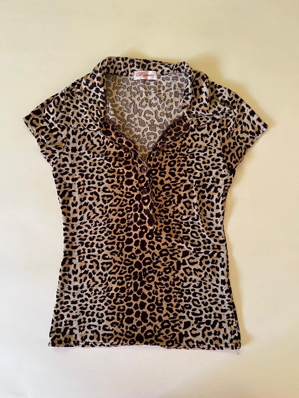 Tiger print half button up y2k top