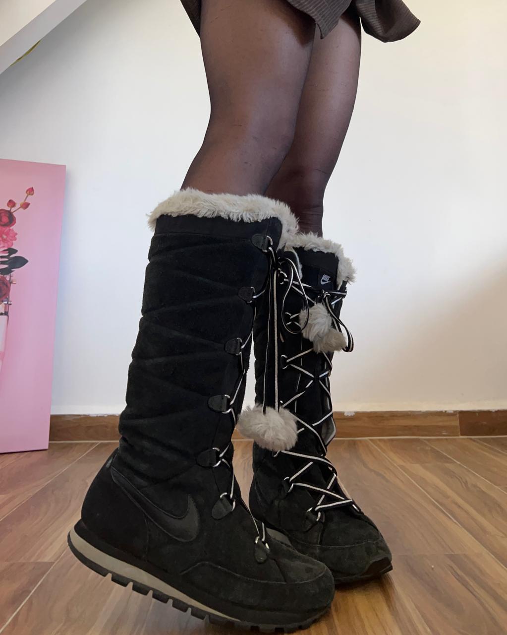 Nike fur lace up boots
