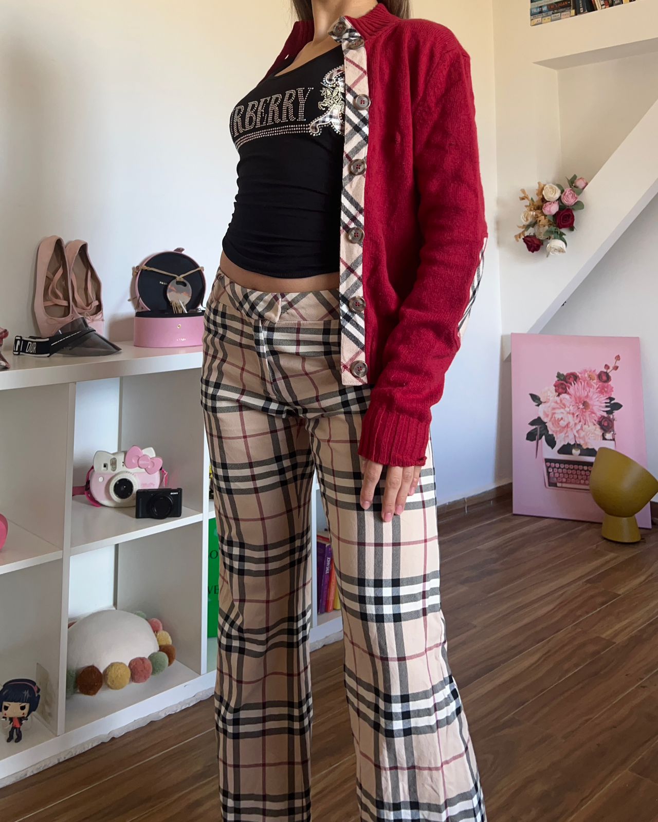 Burberry dark red vintage cardigan