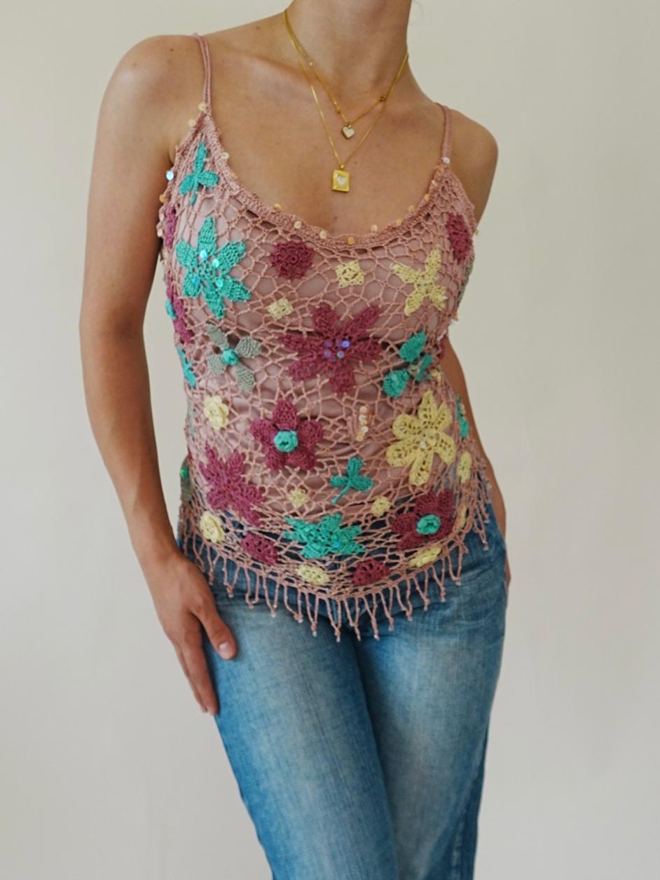 Vintage crochet fringed floral top