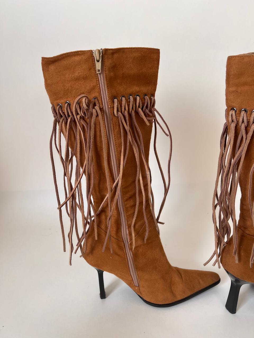 Fringed pointed knee high suede boots