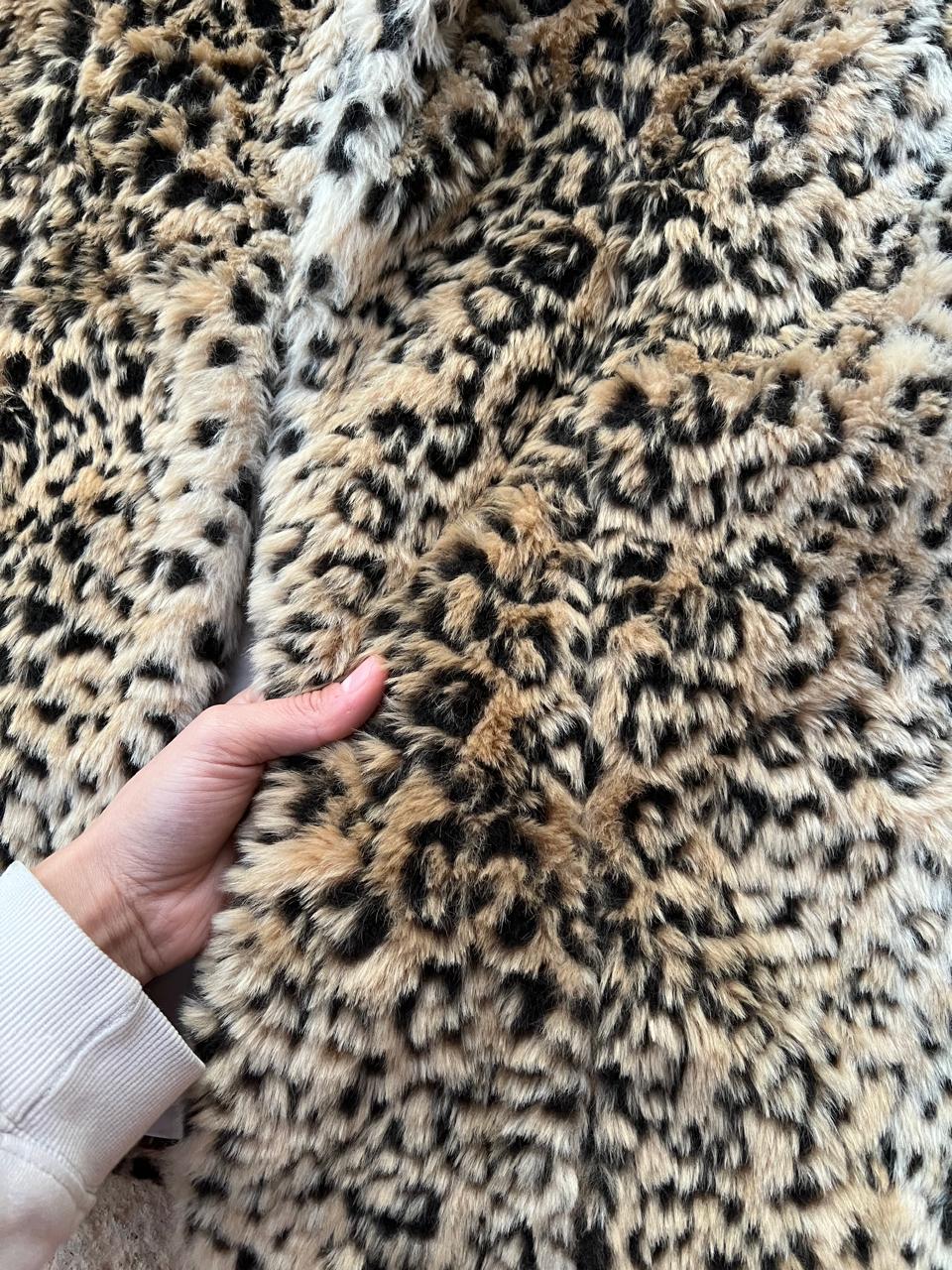 Leopard faux fur mid sleeves coat