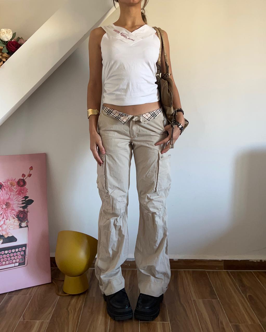 Burberry cargo low waist 00s pants