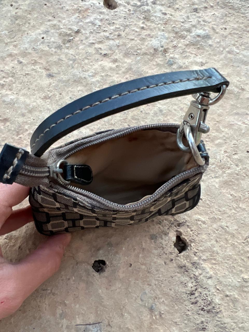 Tiny mini bag