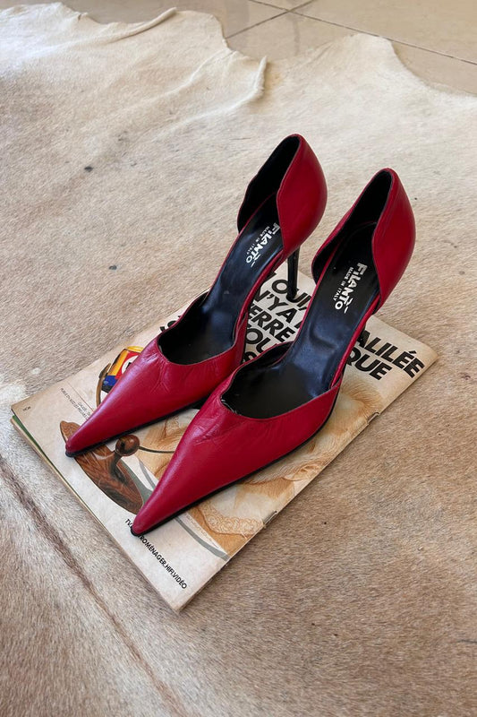 Vintage pointy red leather heels
