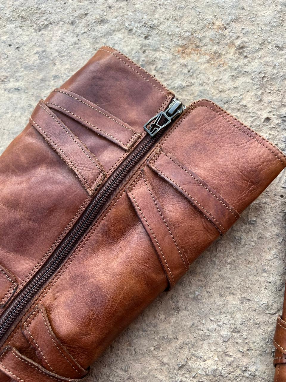 Tamaris leather light brown buckled boots