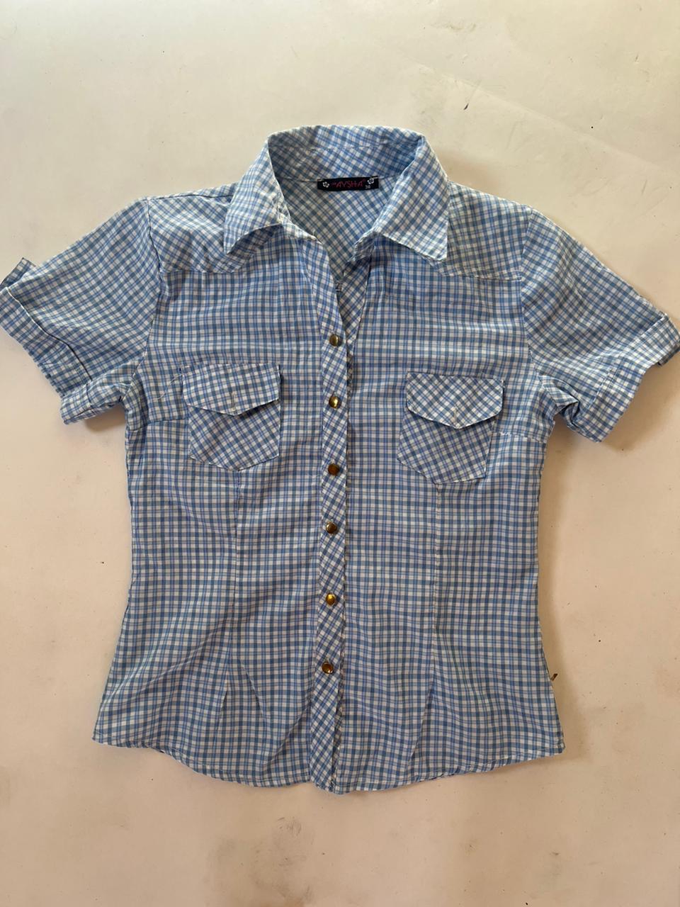 Y2k/90s plaid button up shirt