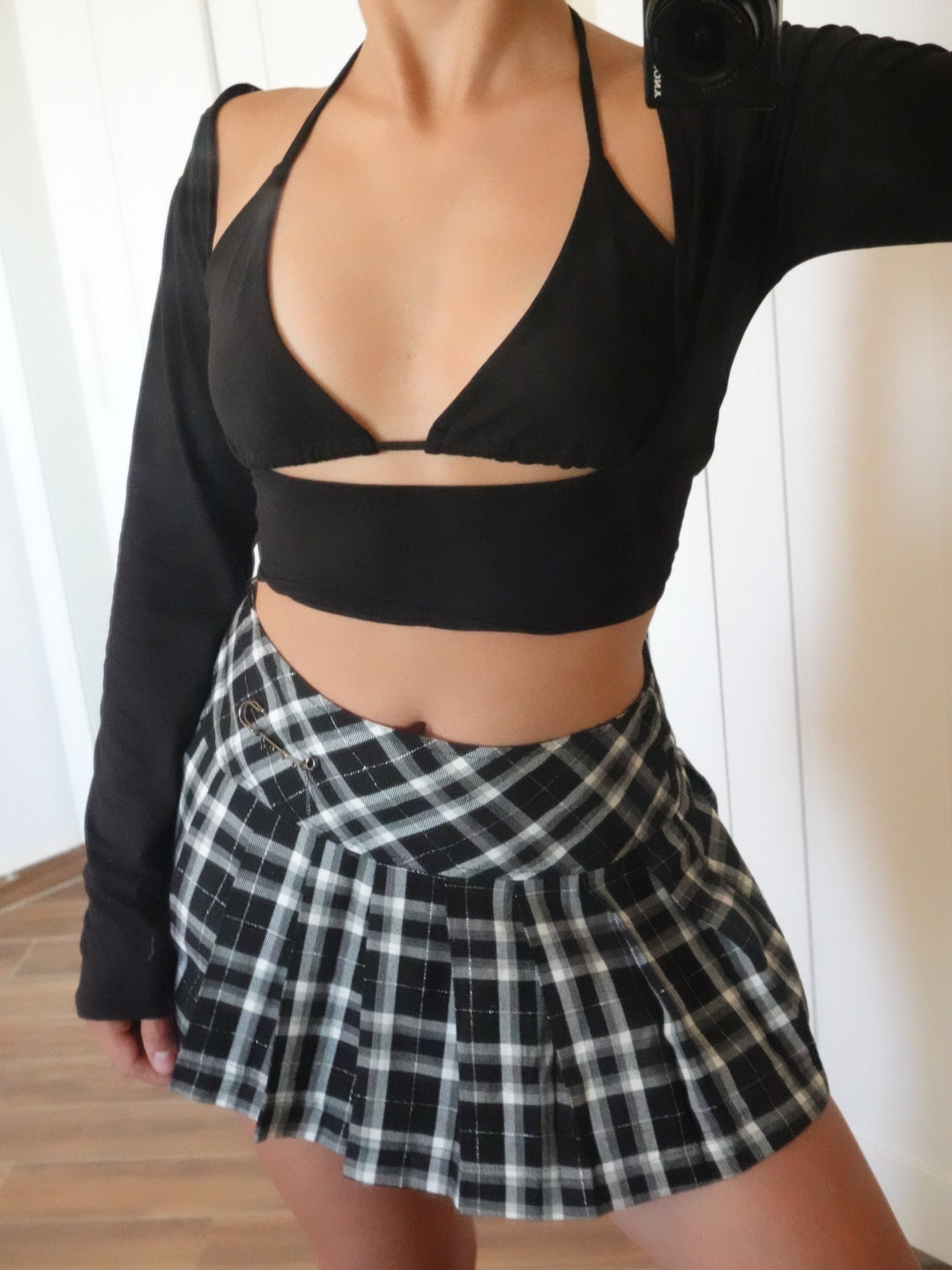 Motel bikini like long sleeves top