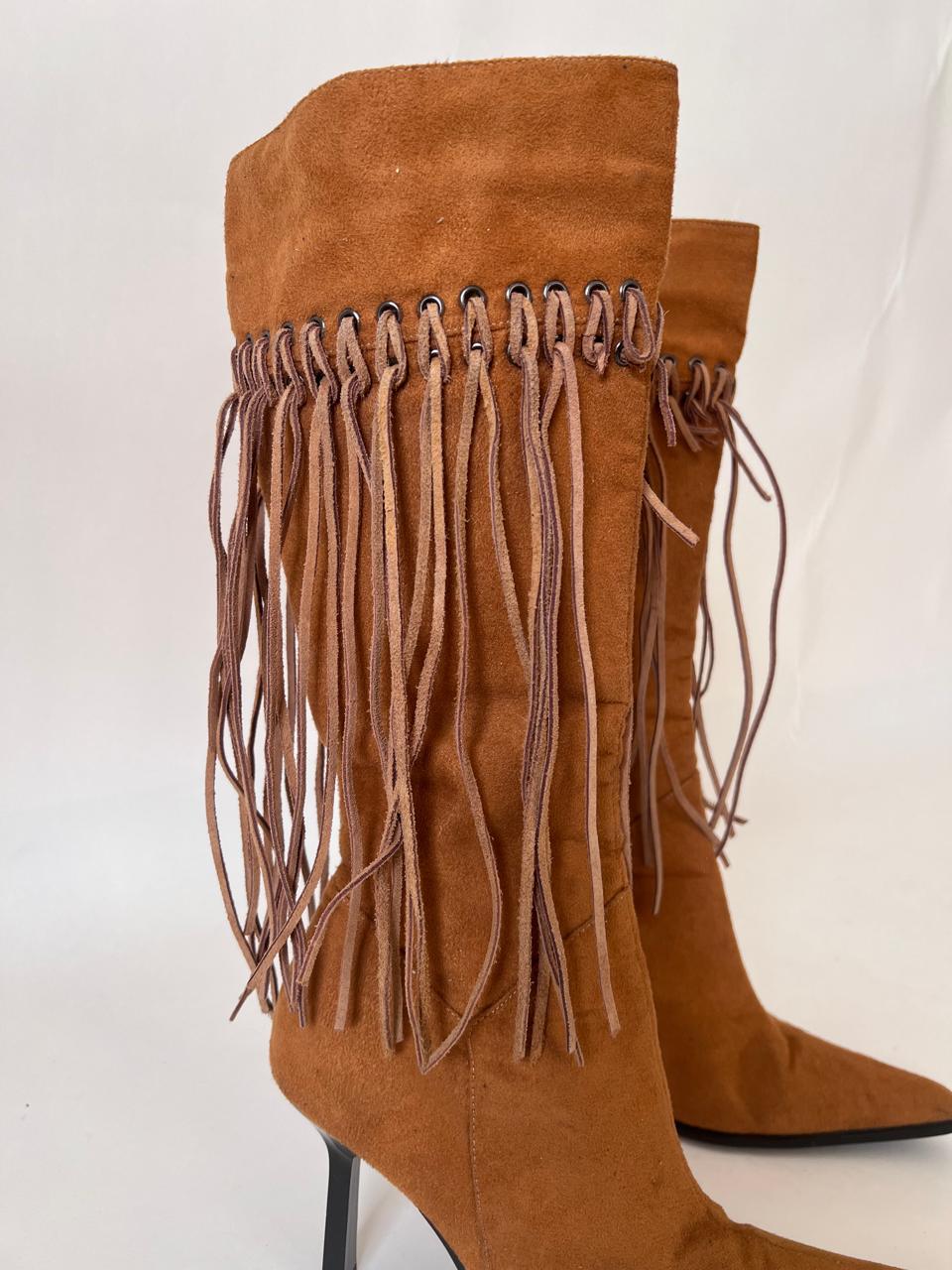 Fringed pointed knee high suede boots