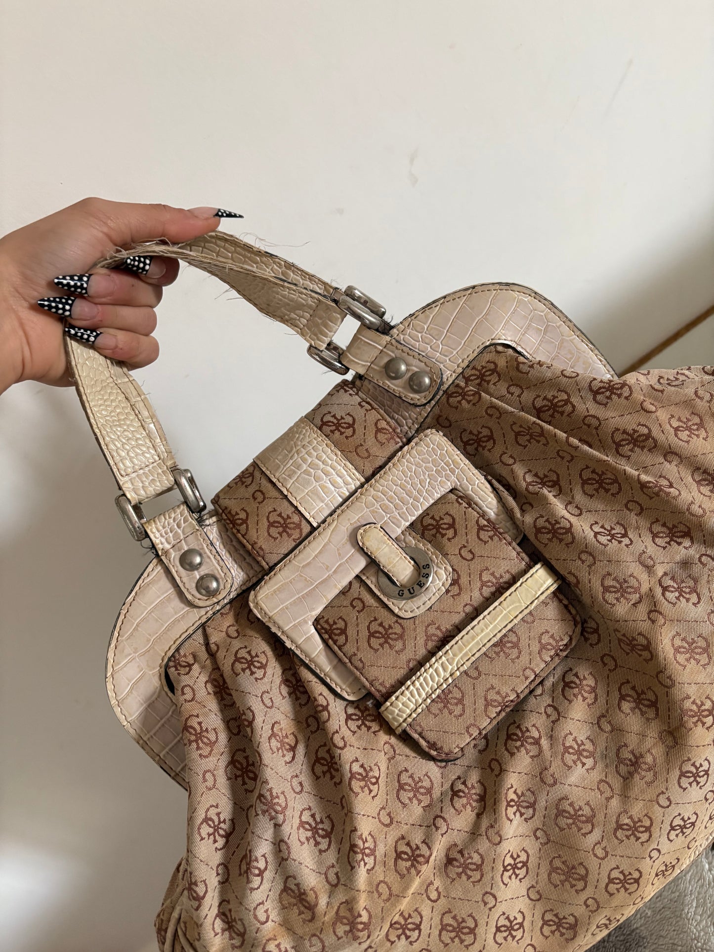 Guess big y2k bag