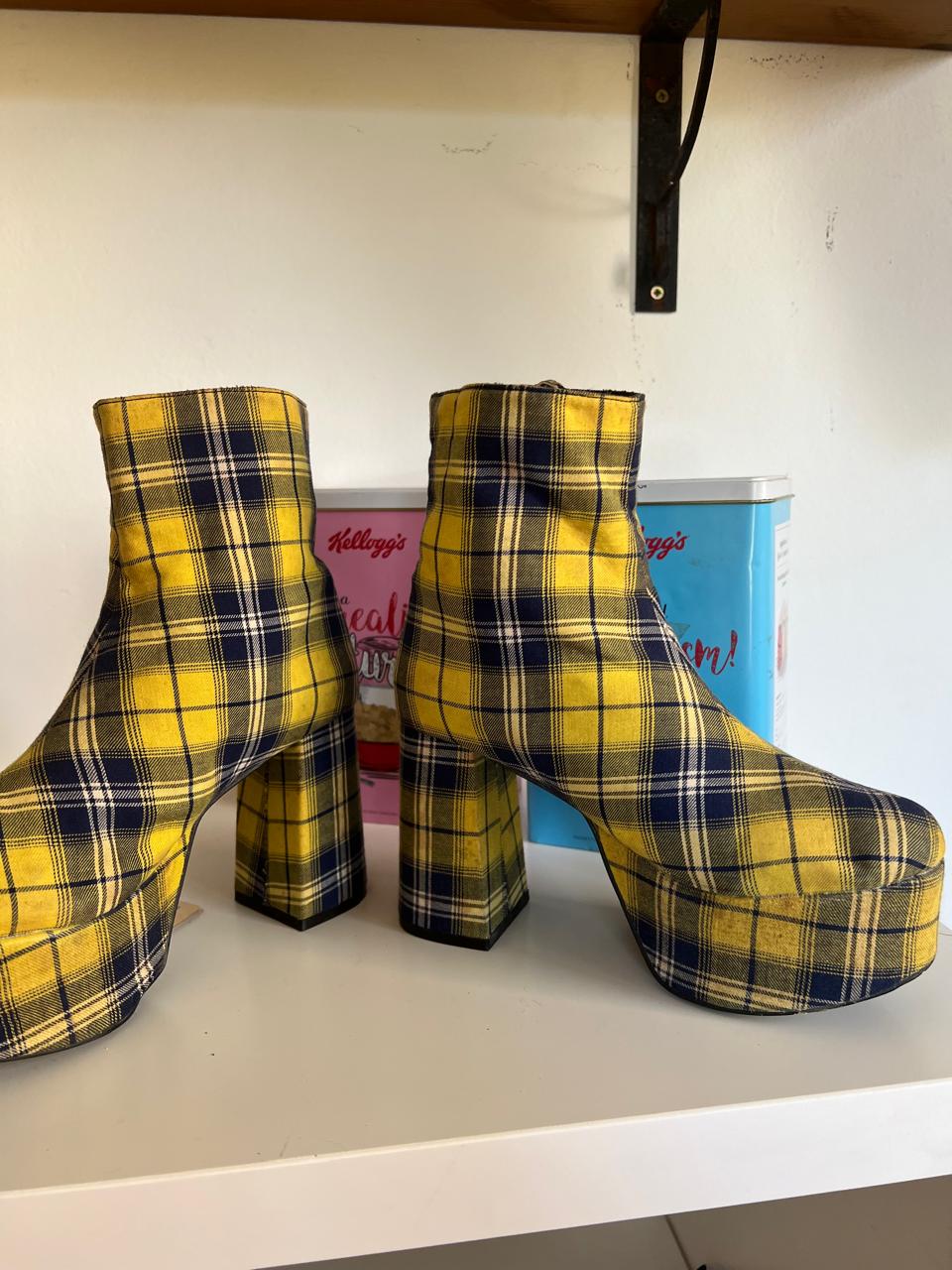 Plaid yellow platform chunky heeled boots