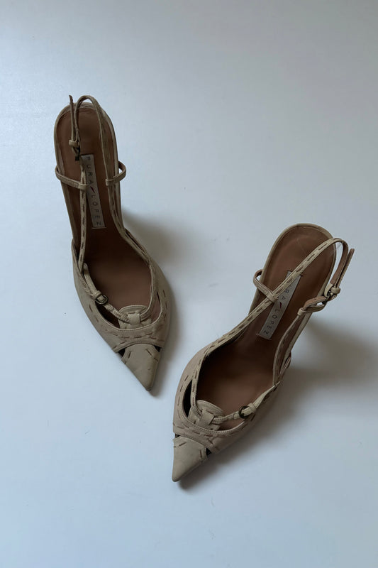 Pure Lopez leather pointy heels