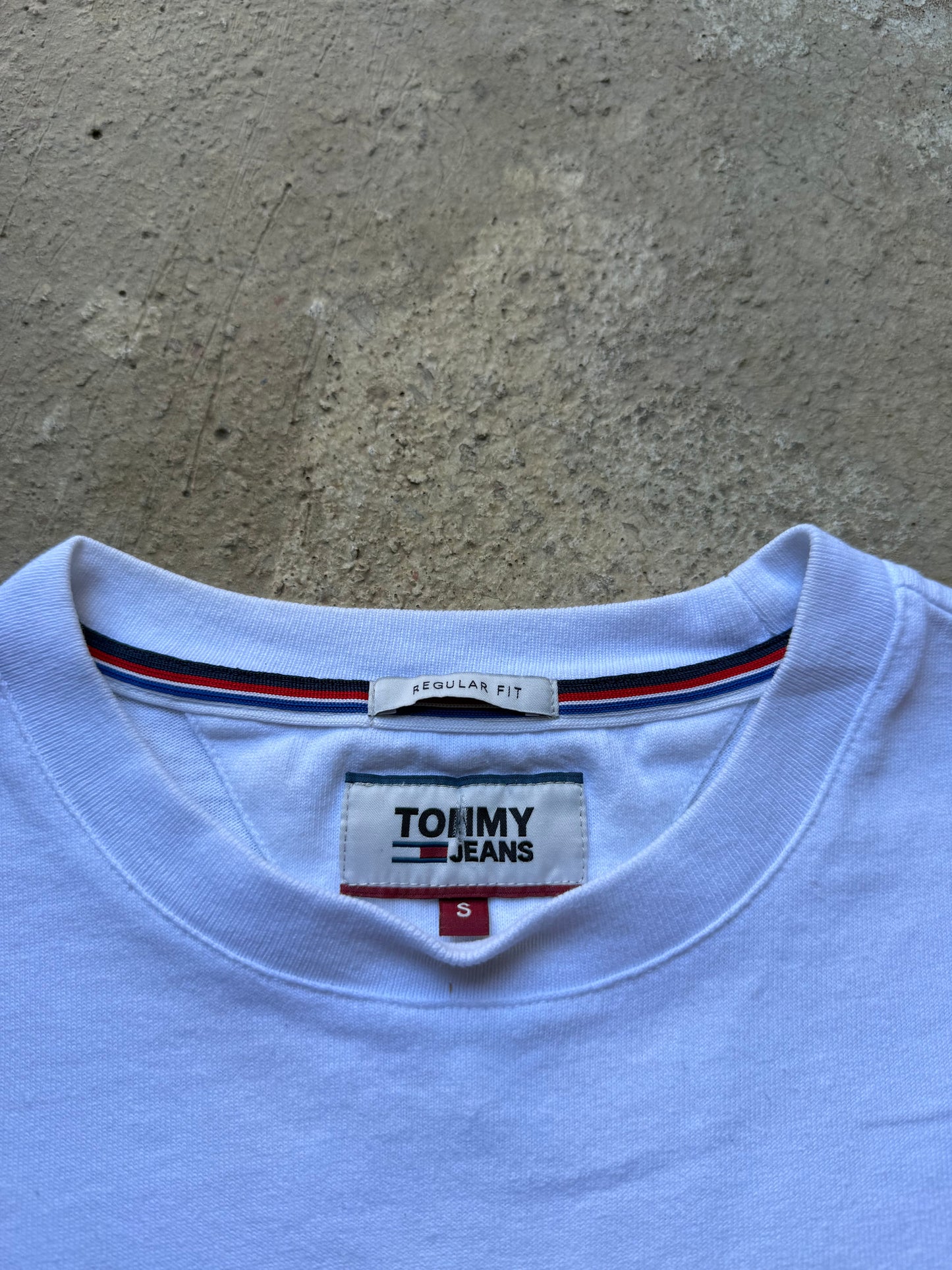 Tommy white tee