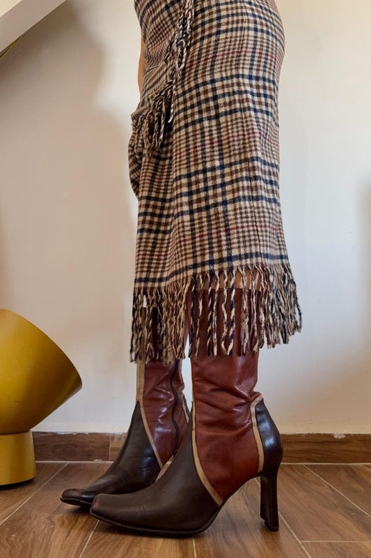 Vintage 2000s leather square toe heeled boots