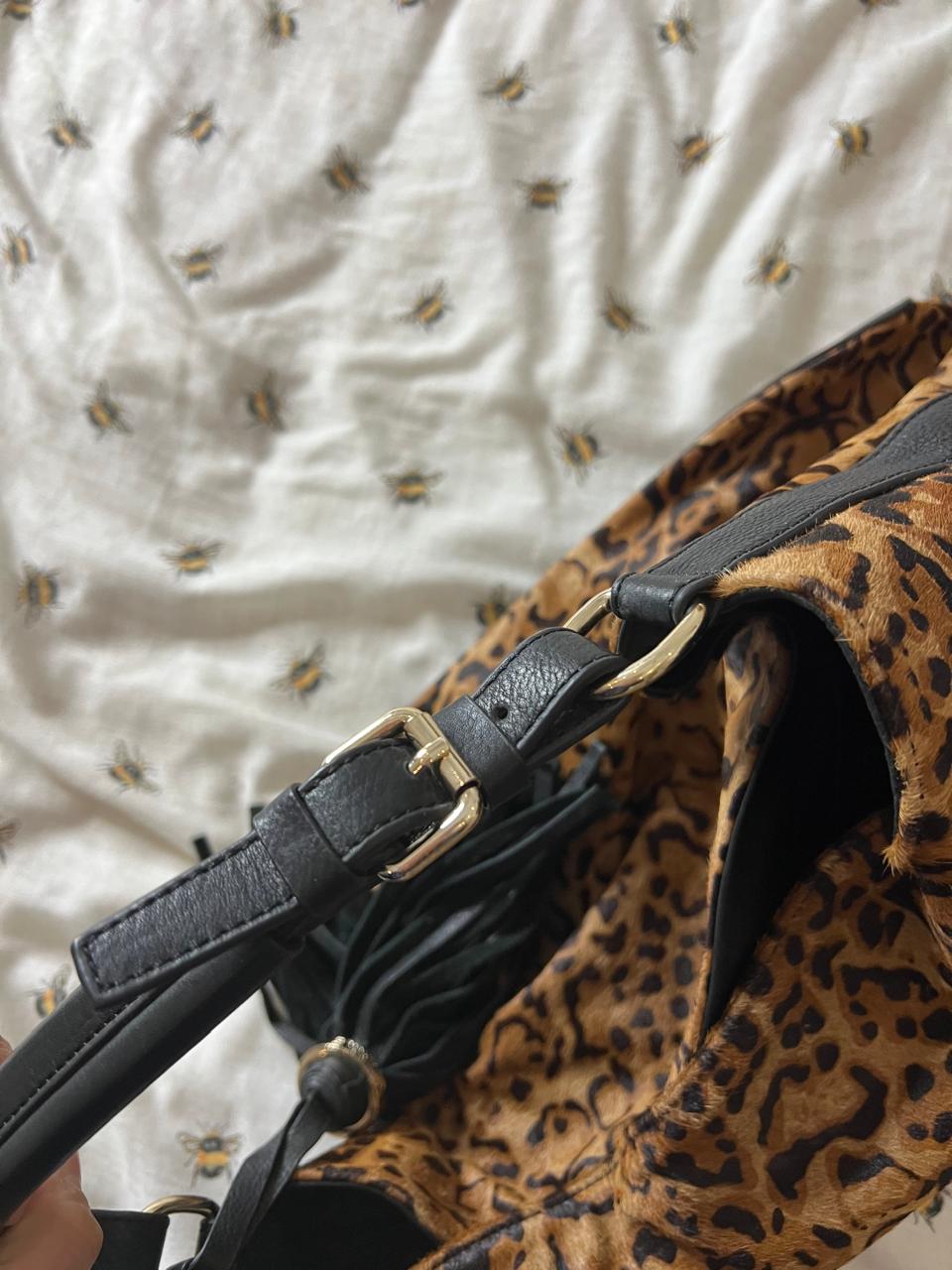 Animal print fur shoulder bag