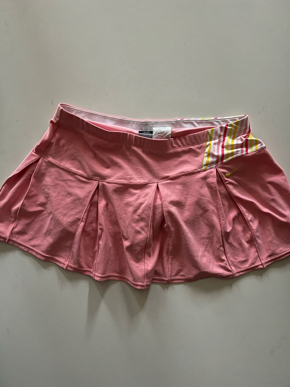 Nike 90s tennis skirt