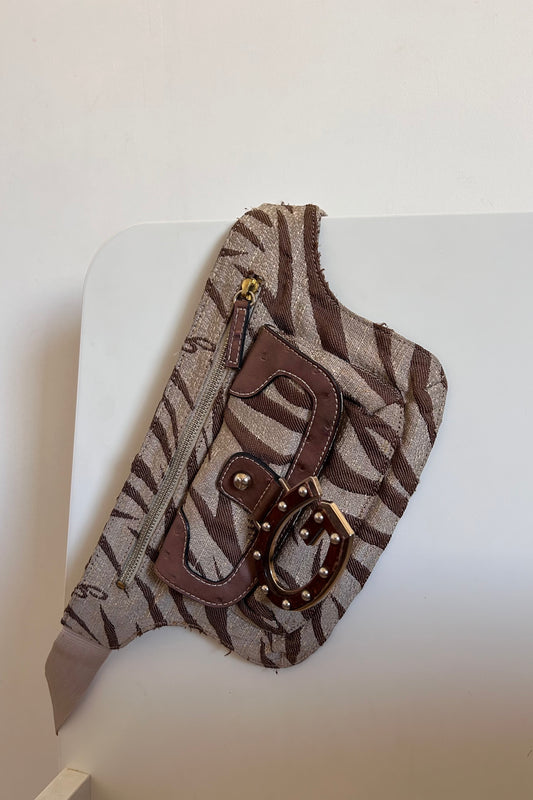 Guess y2k crossbody bag