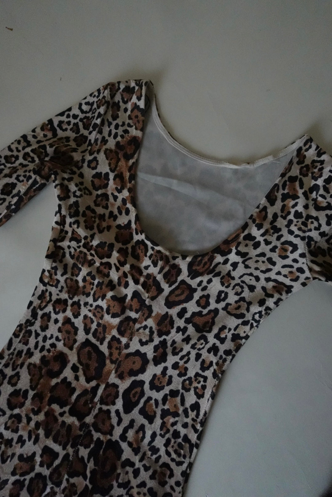 Leopard velvet fitted bodysuit