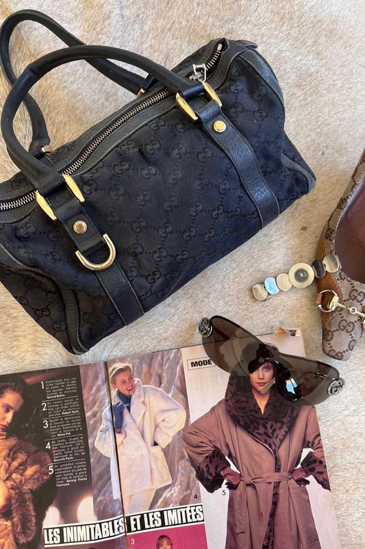Gucci 130942 black GG canvas handbag