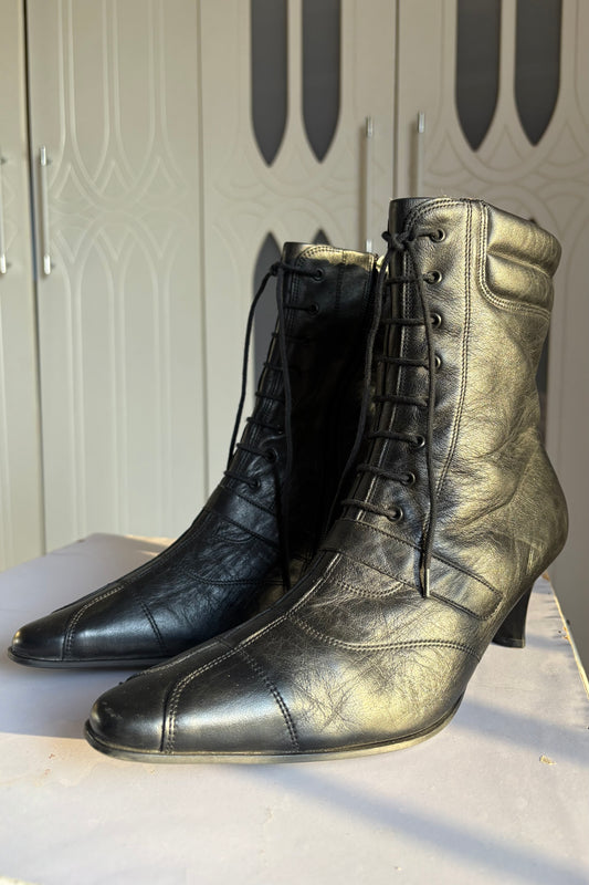 vintage leather lace up pointy boots