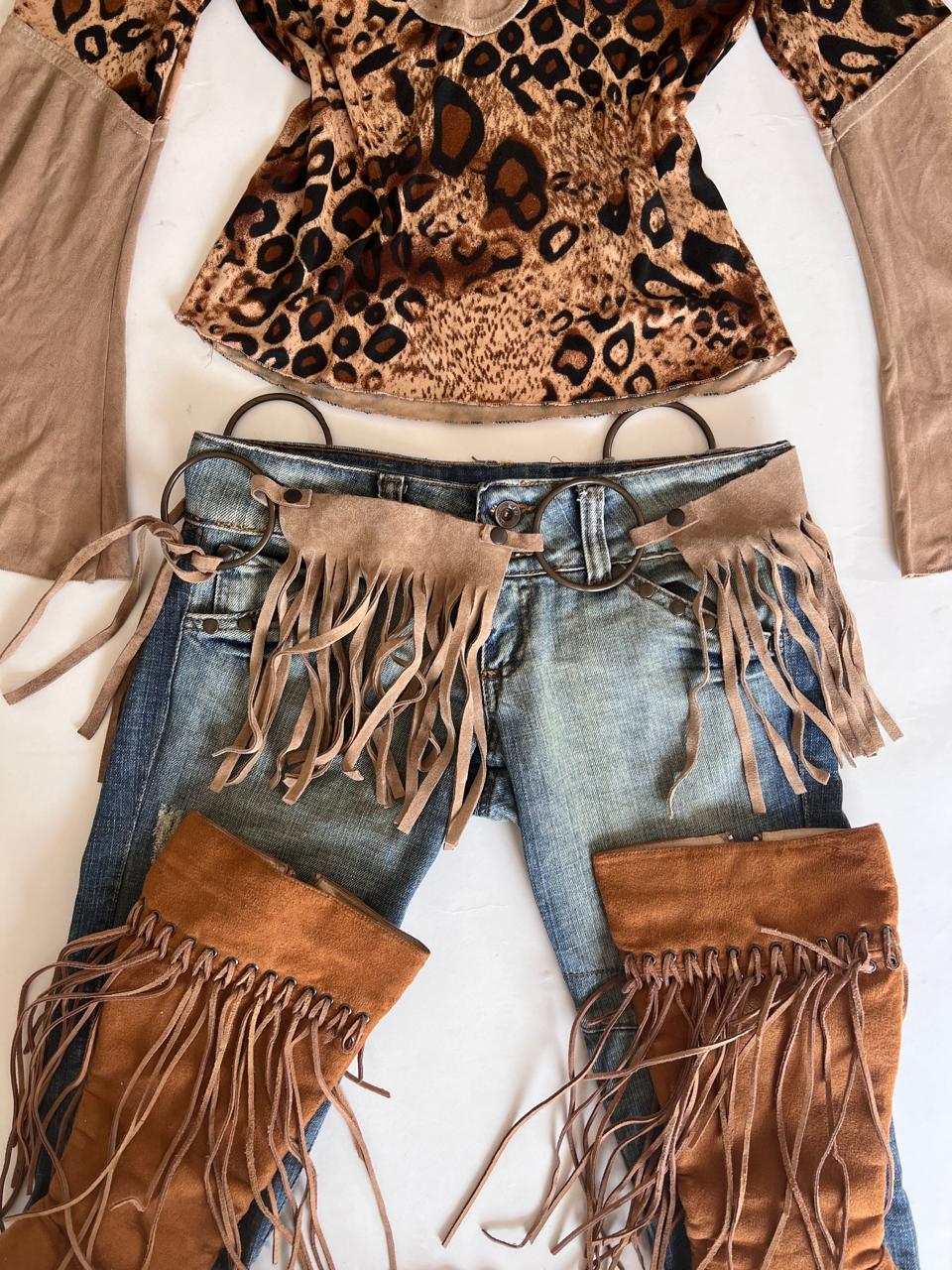 Suede fringed belt