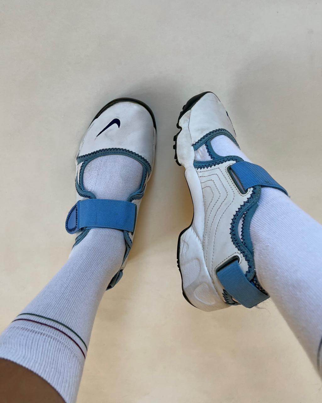 Nike Air Rift navy blue shoes