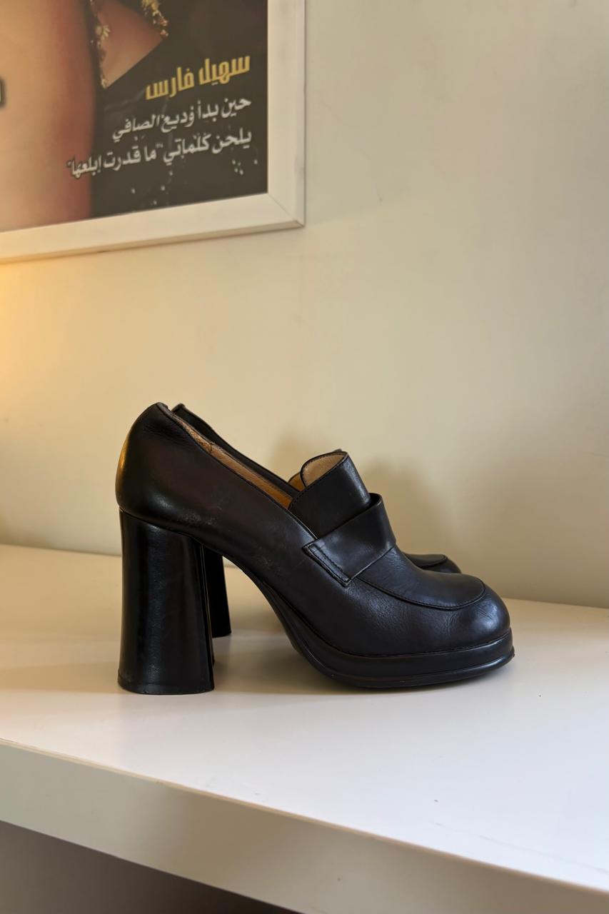 Leather platform loafer