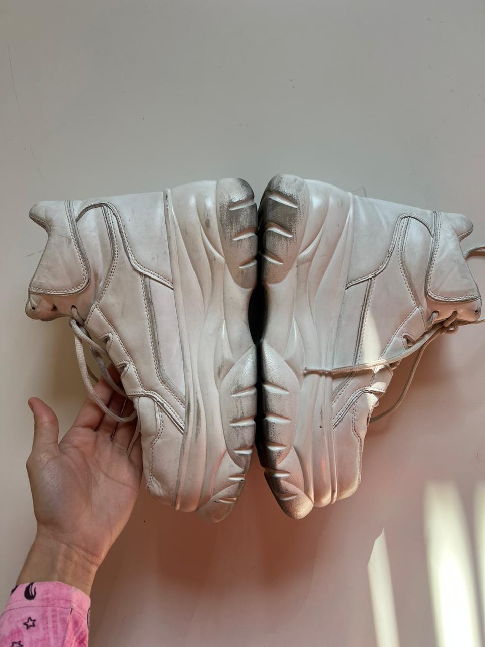 White chunky shoes