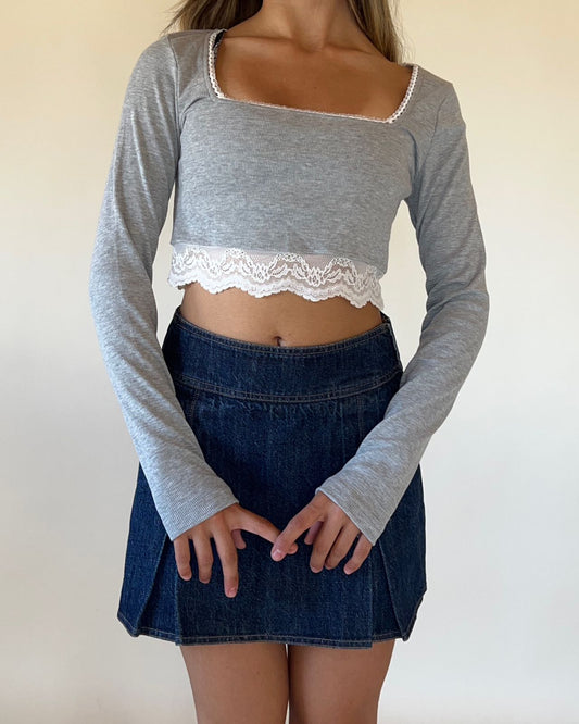 Grey ribbed lace cropped long sleeves